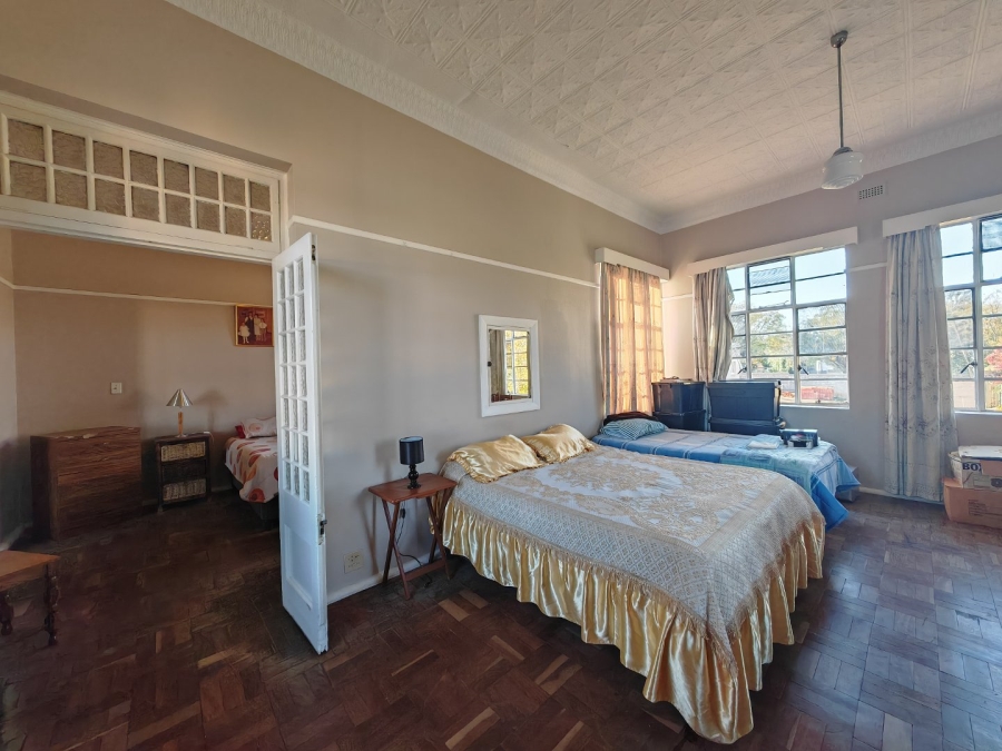 5 Bedroom Property for Sale in Navalsig Free State